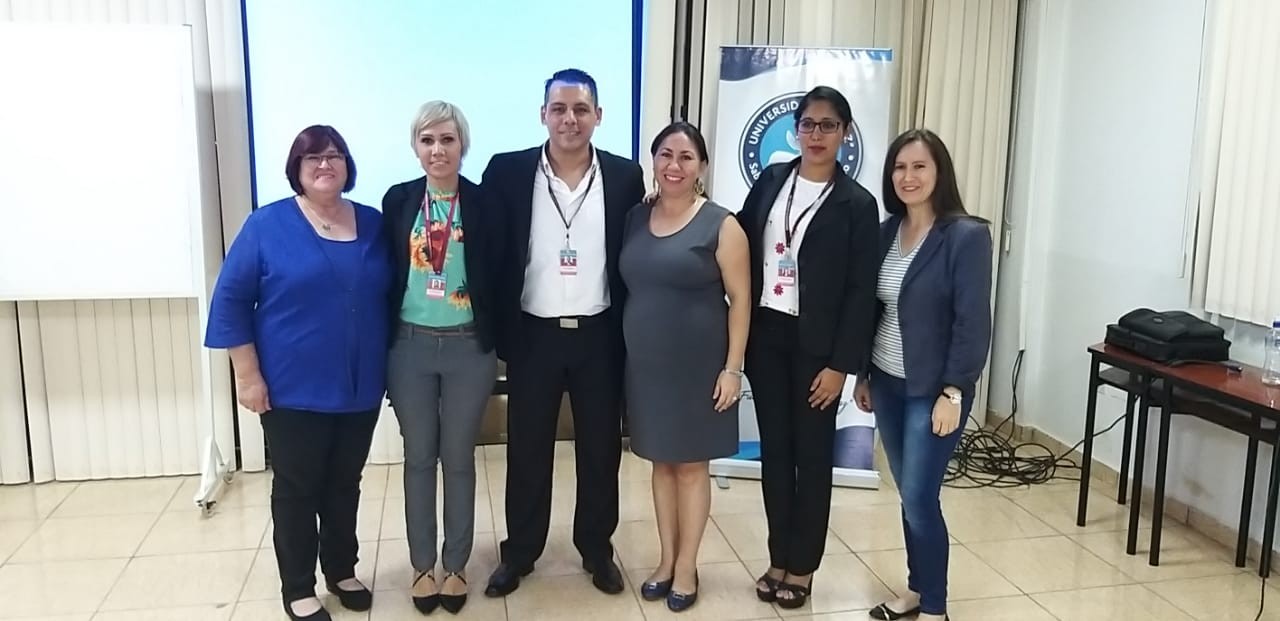 Conferencia sobre la Reforma Tributaria, con capacitadores de la SET. auditorio repleto presencia de profesionales, ex alumnos y alumnos del área contable 👏🏻
